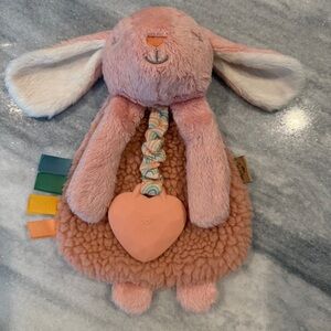Itzy Ritzy Pink Bunny Crinkle Toy‎ Plush Silicone Teether
